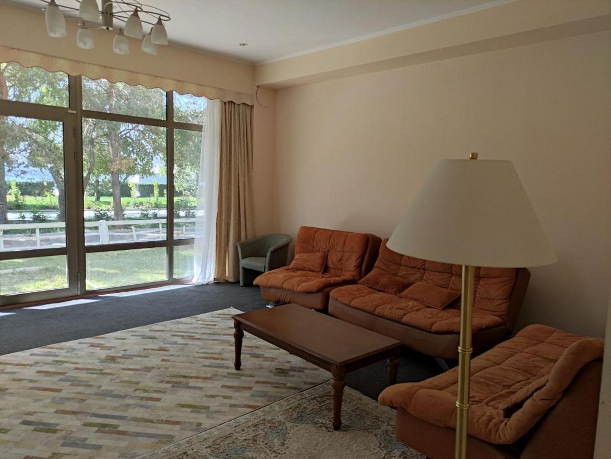 Вилла В Пансионате Витязь Villa Chok-Tal Eksteriør billede